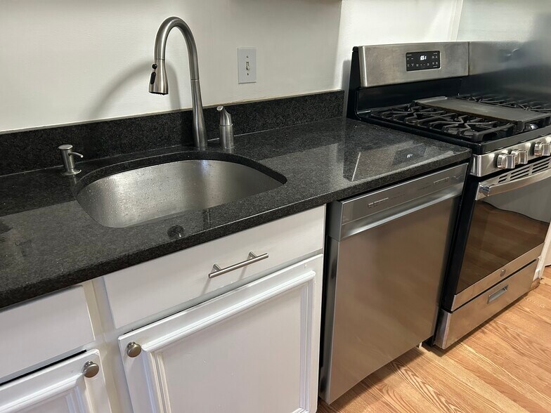 New Dishwasher - 1900 Lyttonsville Rd