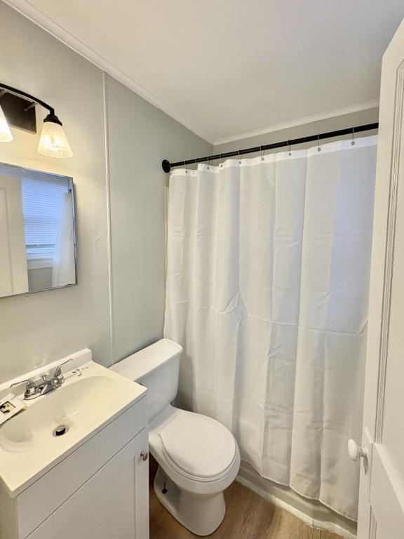 Building Photo - 72 Sabattus St