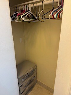 Building Photo - 36 SE 5th St