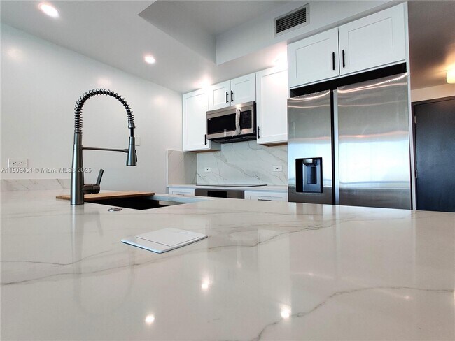 Building Photo - 888 Biscayne Blvd