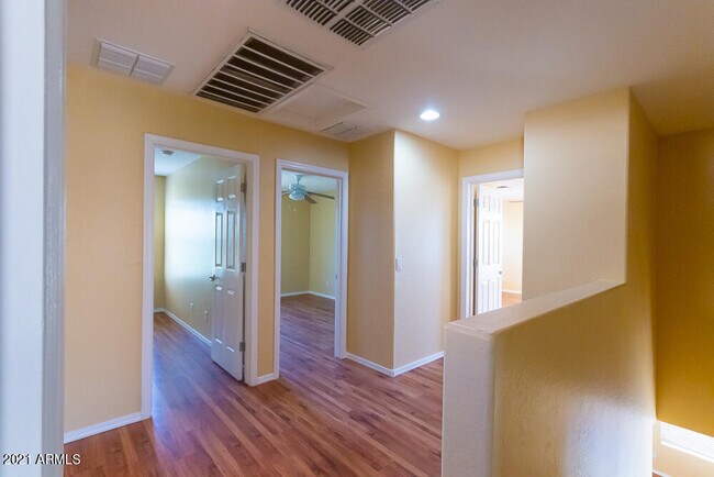 Building Photo - 1296 E Weatherby Way