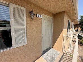 Building Photo - LaVenita Condo
