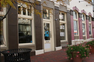 Leasing Center - The Lofts at 2nd and LOMA