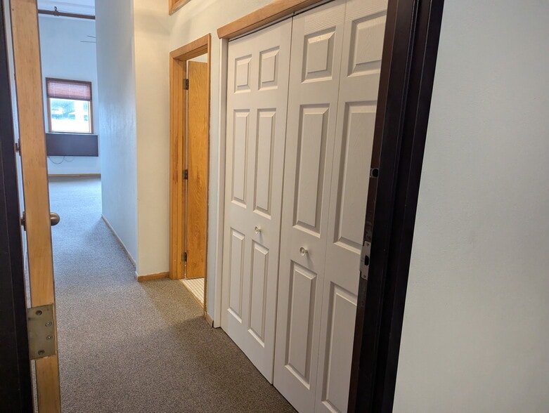 Building Photo - 222 Jay St