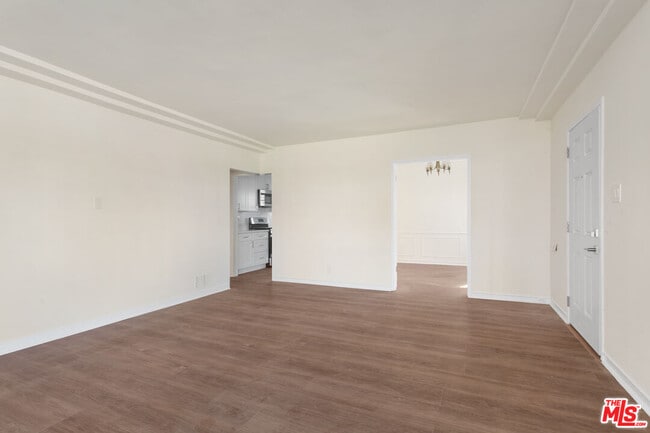 Building Photo - 1154 Cochran Ave