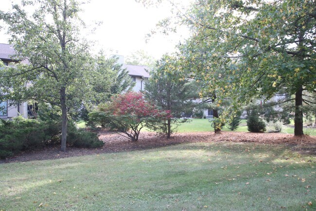 Building Photo - 51 Lenape Trail