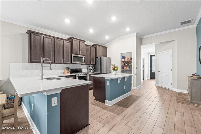 Building Photo - 162 Creekmore Dr