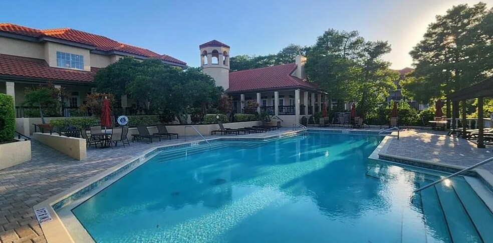 Building Photo - 2400 Feather Sound Dr