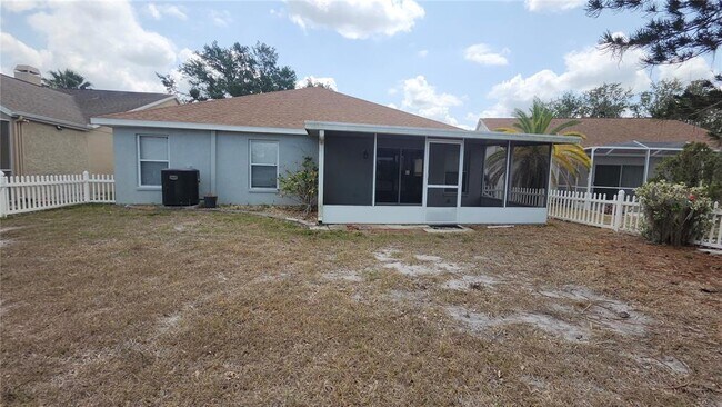 Building Photo - 12507 Midpointe Dr