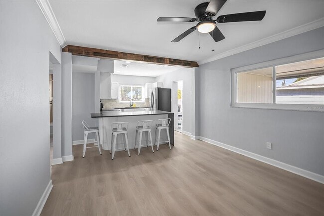 Building Photo - 132 81st Ave N