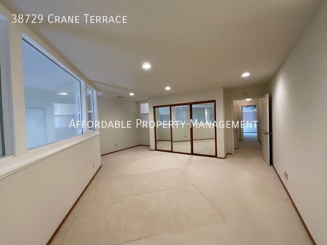 Building Photo - 38729 Crane Terrace