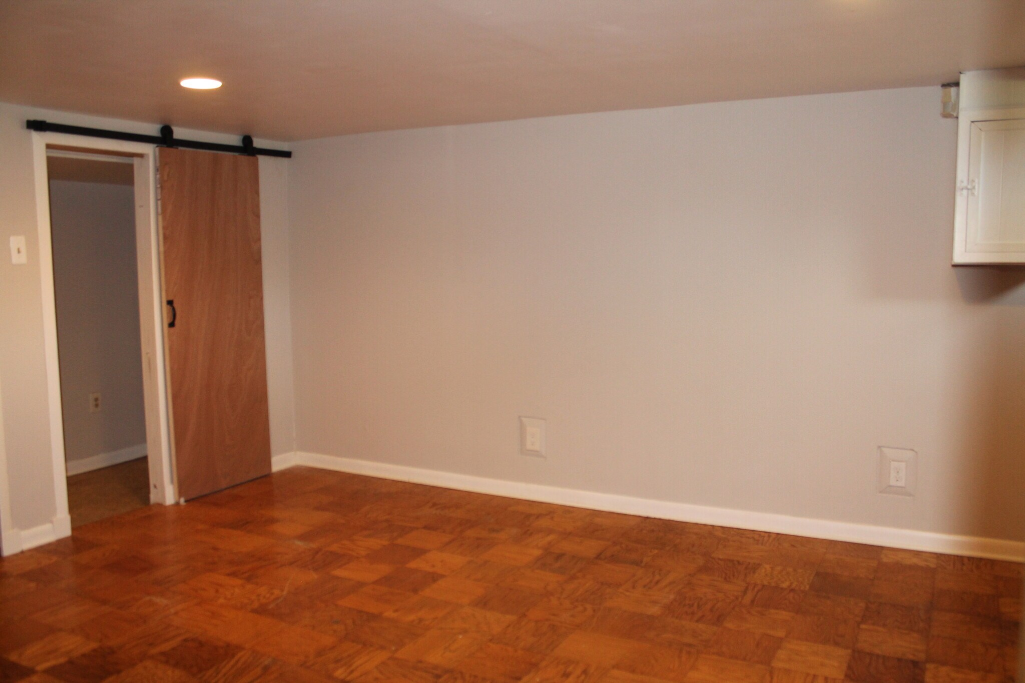 Building Photo - 8164 Loch Raven Blvd