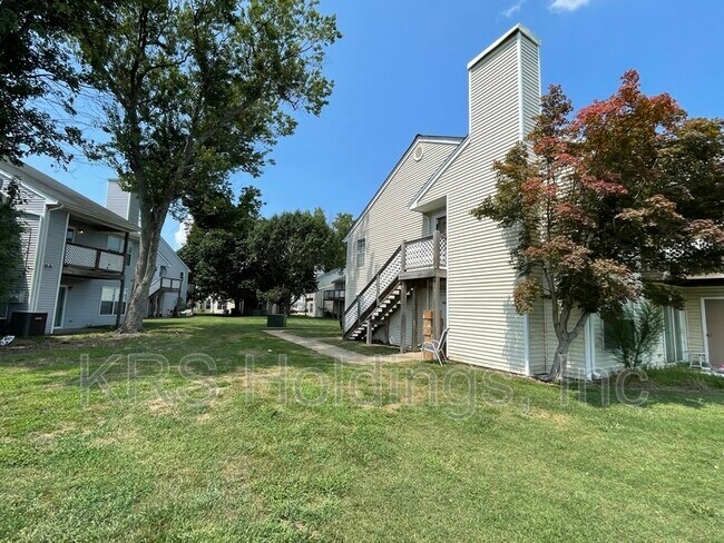 Building Photo - 60B Emeraude Plage