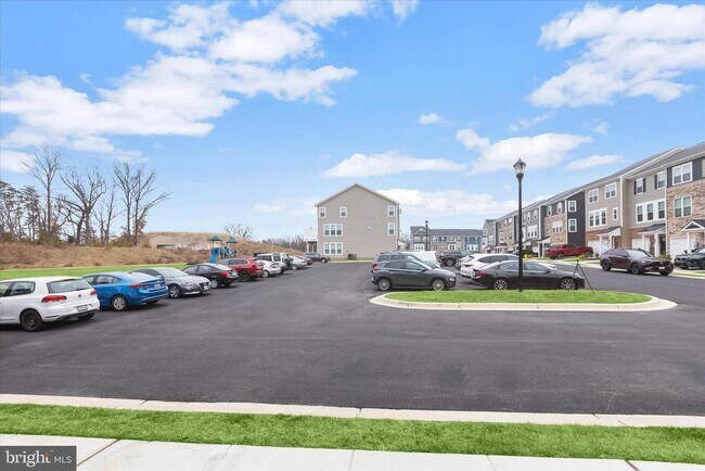 Building Photo - 1624 Aster Ln