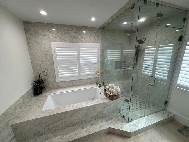 Building Photo - Luxury Coastal Living – Brand New Custom H...