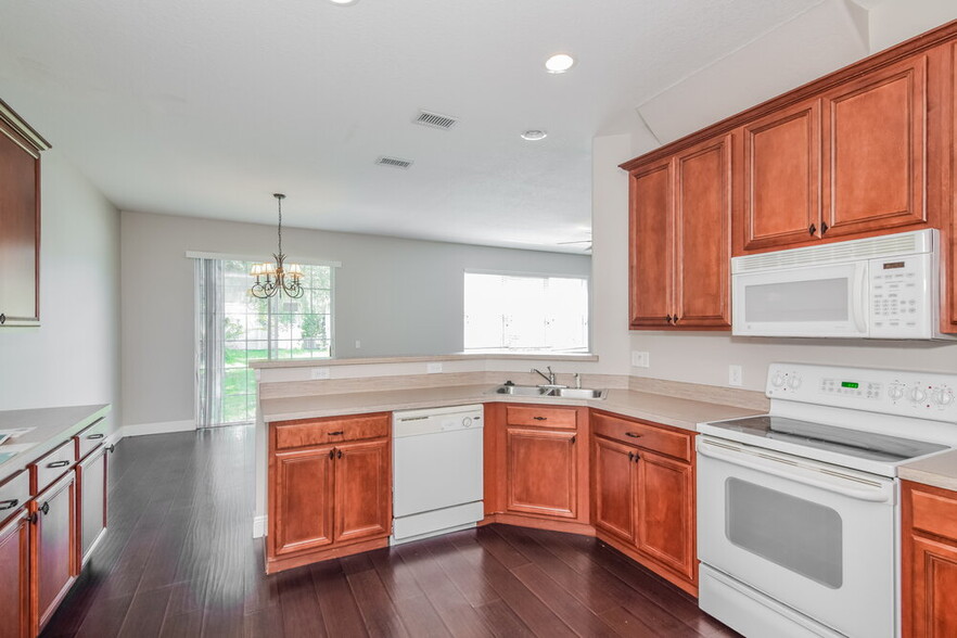 Building Photo - 3613 Hatchbend Way