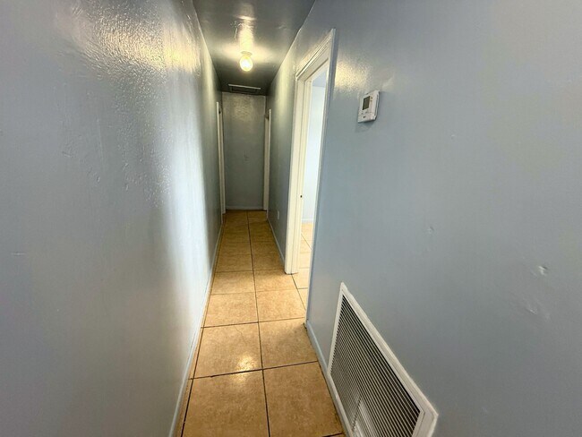 Building Photo - 17231 NW 37th Ave