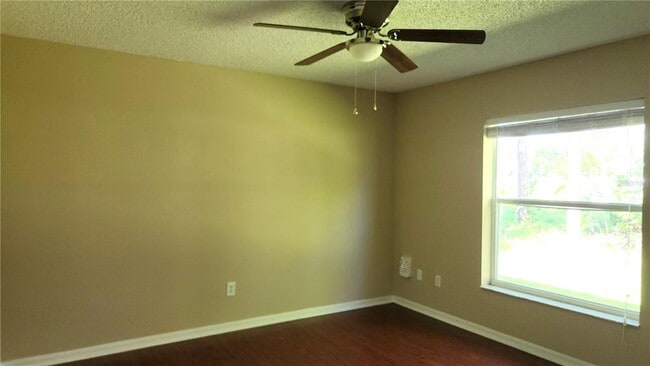 Building Photo - 37 Eagle Harbor Trail