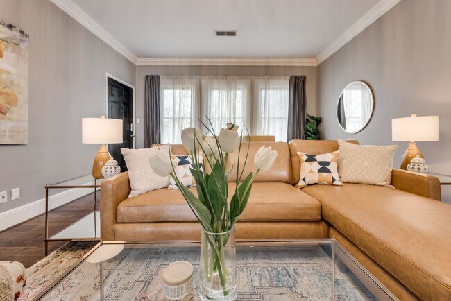 Interior Photo - The Landmark