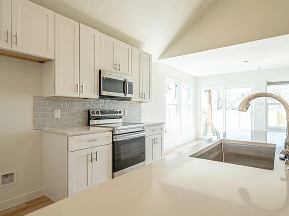 Building Photo - 924 Bosque River Dr