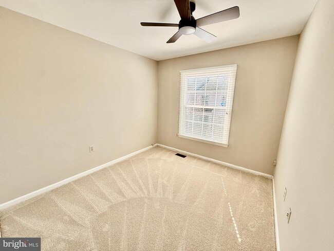 Building Photo - 6166 Wellington Commons Dr