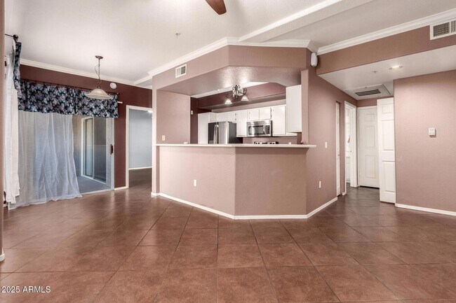 Building Photo - 3236 E Chandler Blvd