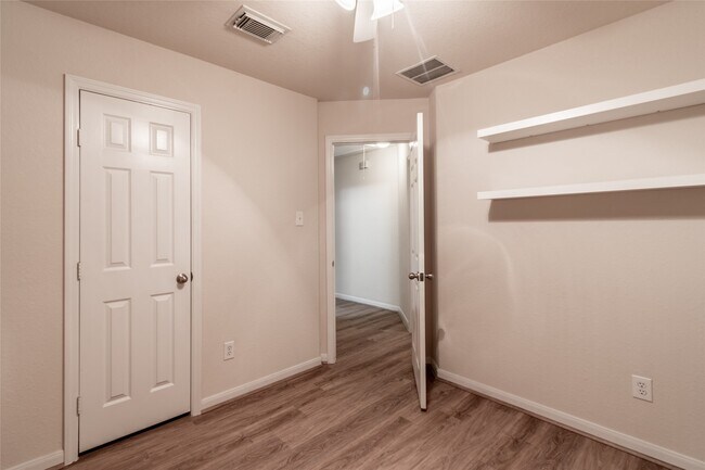 Building Photo - 10159 Twila Springs Ct