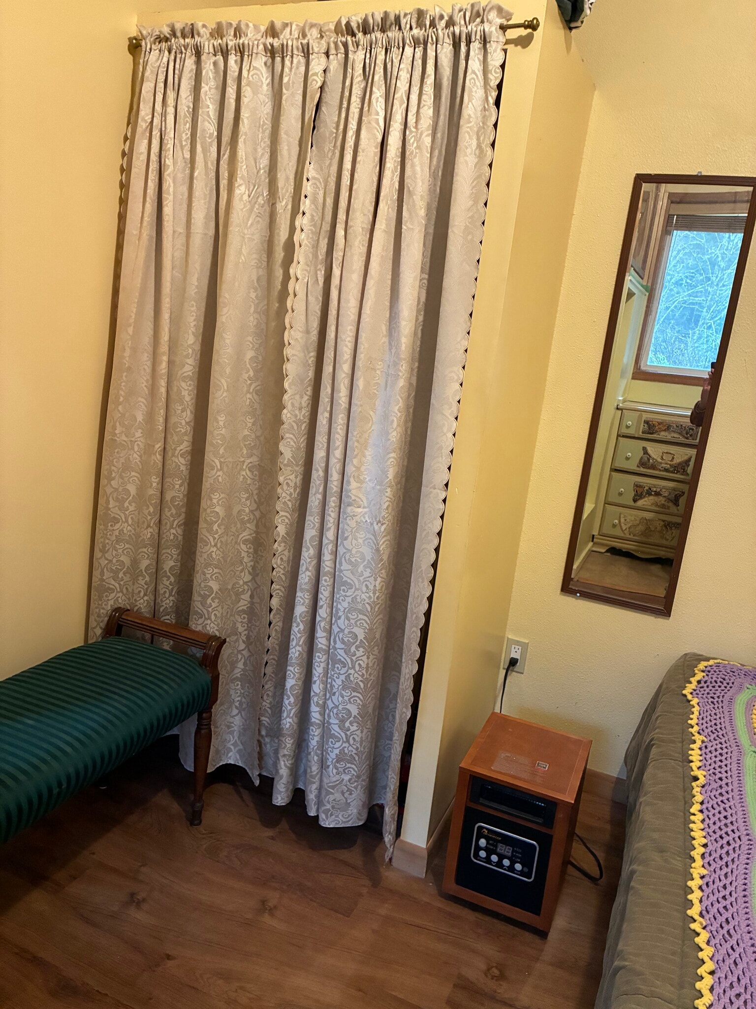 Closet - 4485 S Schooner Creek Rd