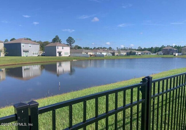 Building Photo - 15747 Equine Gait Dr