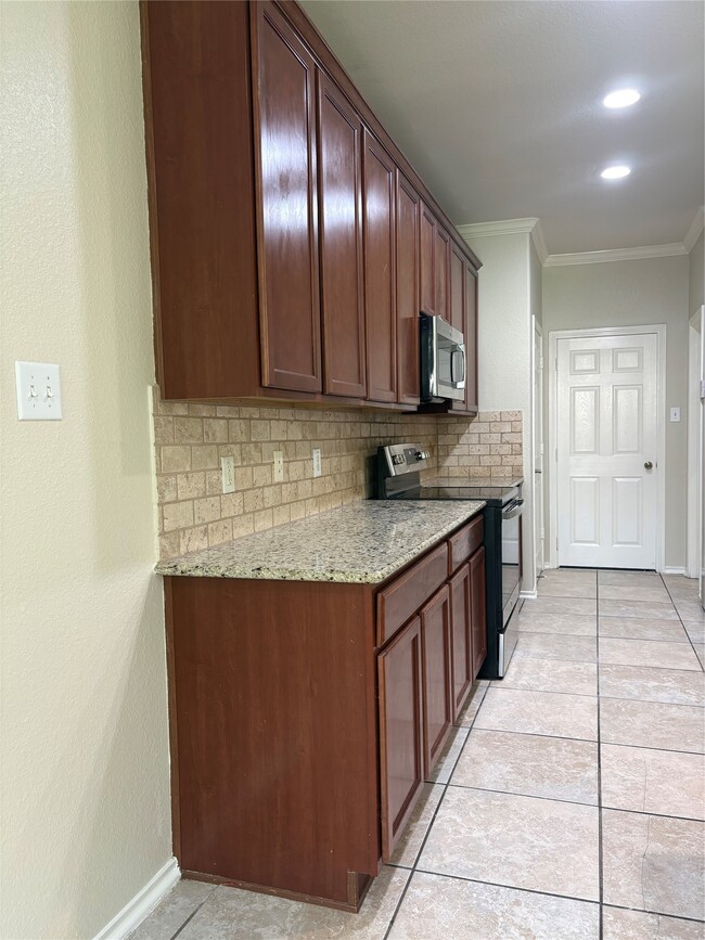 Building Photo - 24514 Haywards Crossing Ln