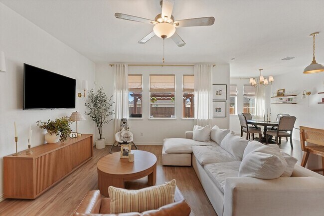 Building Photo - 5028 Waterway Dr