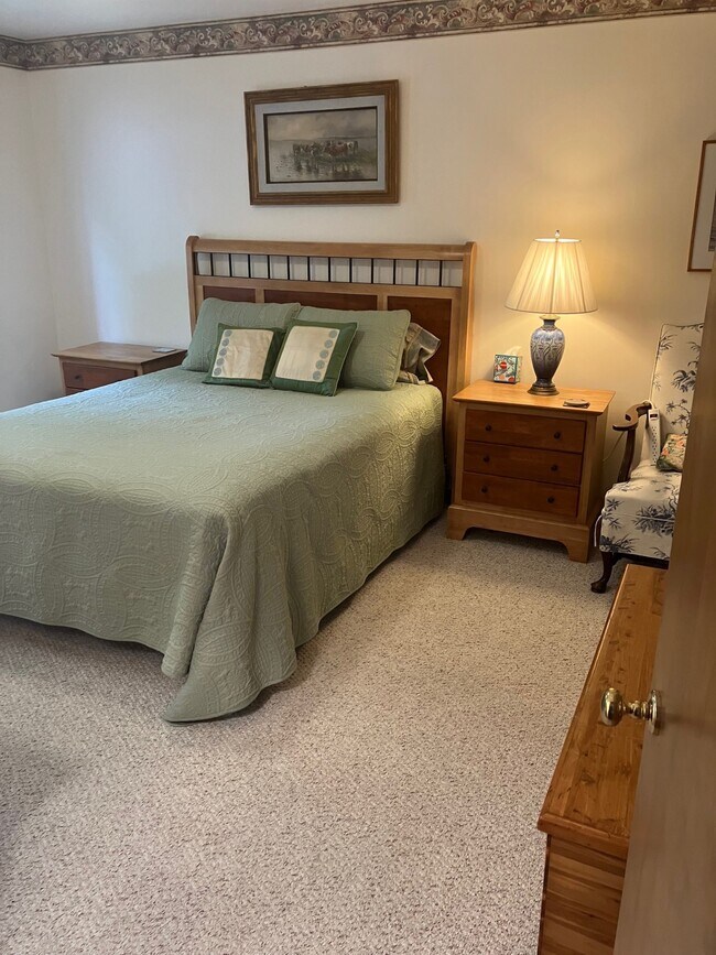 Building Photo - 3737 Thomas Point Rd