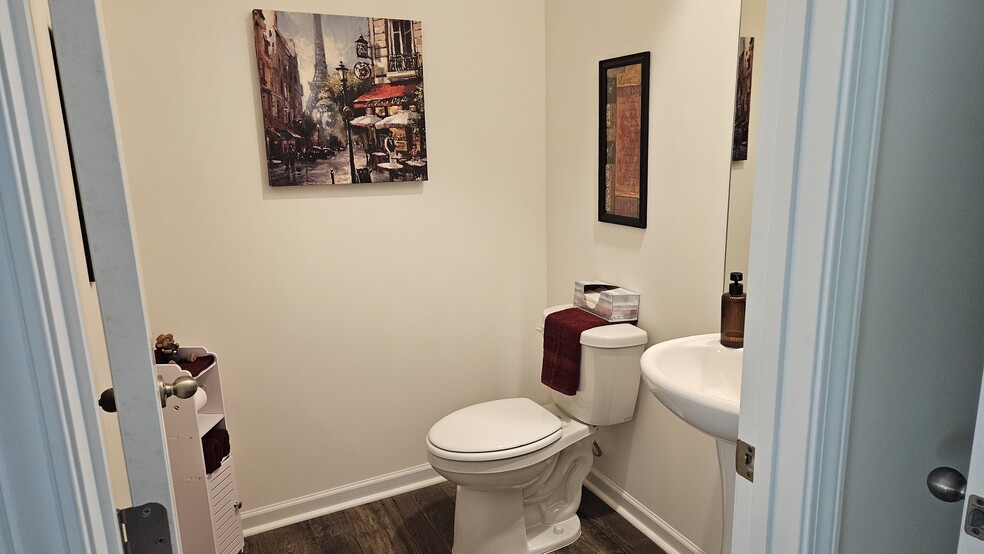 Bath Downstairs Half - 1106 Saylors Pl