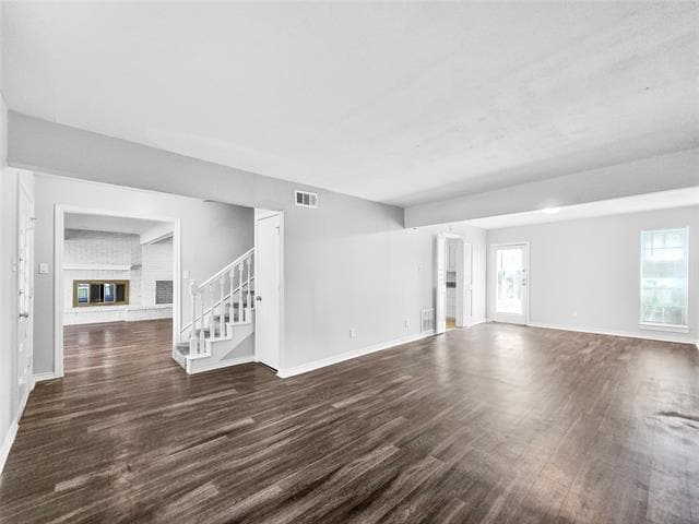 Building Photo - 2404 Dalgreen Dr
