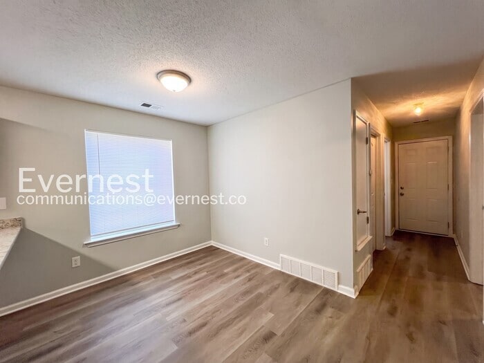 Building Photo - 1224 Whitten Rd