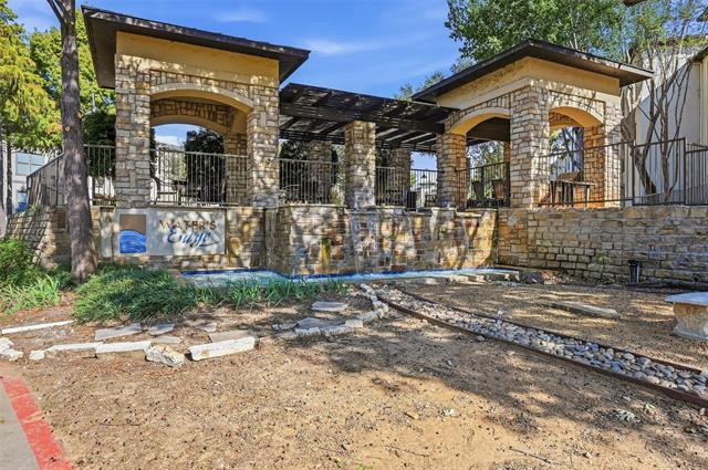 Building Photo - 500 Water's Edge Drive