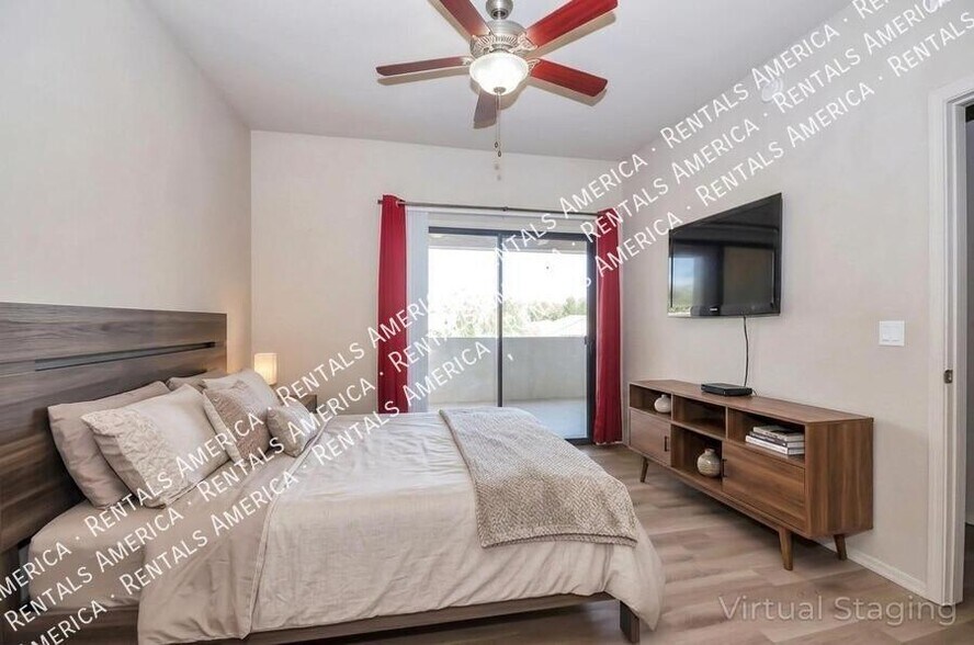 Building Photo - 2550 E River Rd