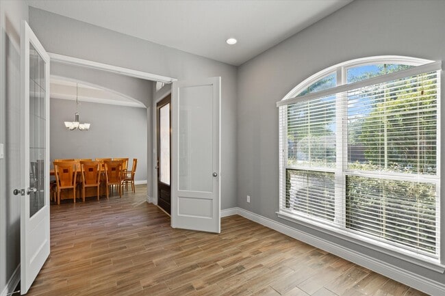 Building Photo - 13207 Itasca Pine Dr