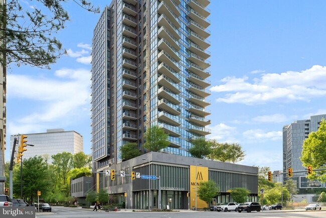 Building Photo - 7887 Jones Branch Dr