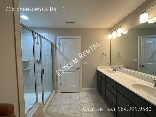 Building Photo - 715 Barneswyck Dr