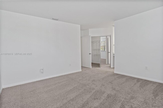 Building Photo - 11828 SW 100th St