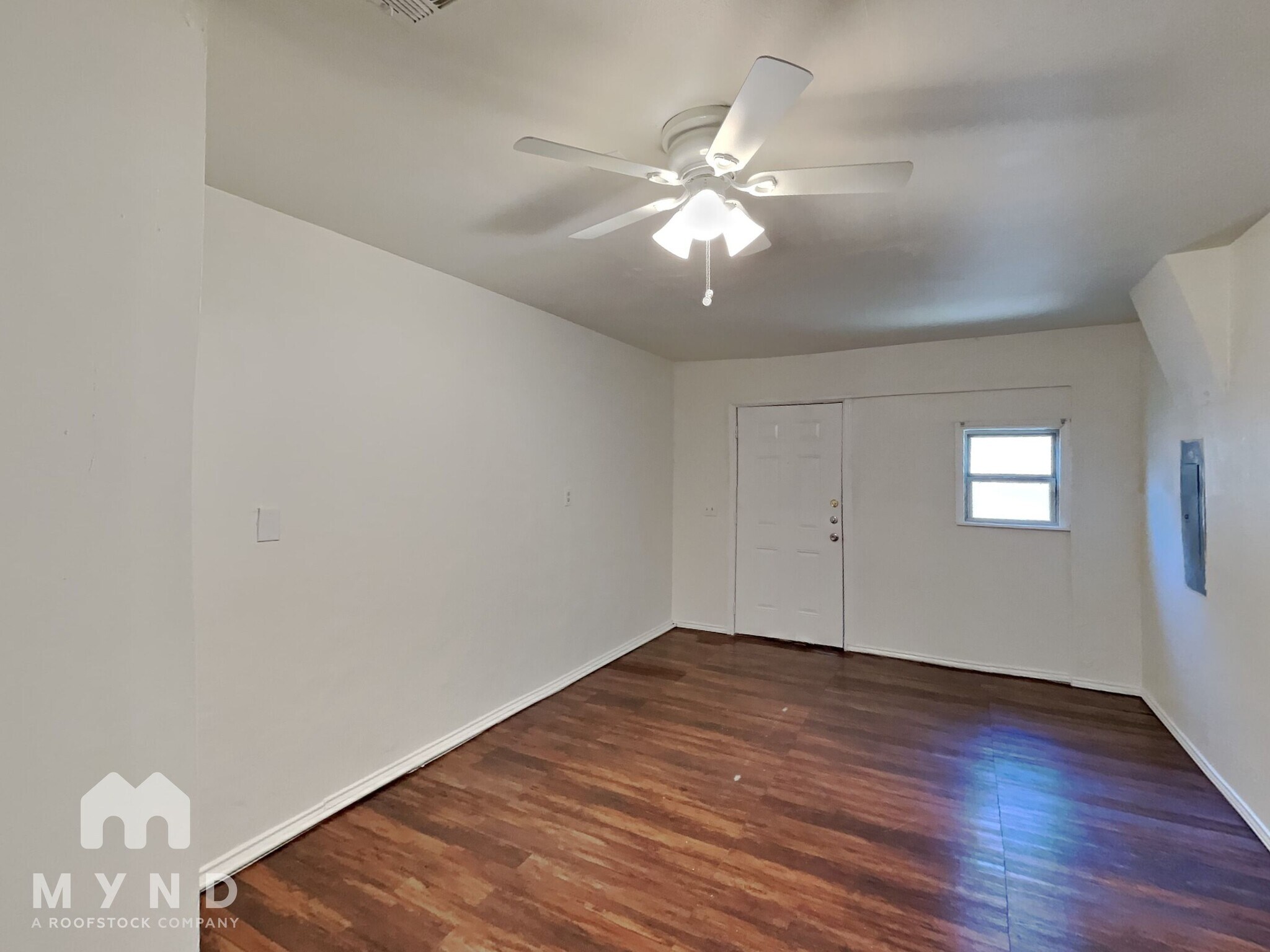 Building Photo - 11903 Garden Terrace Dr