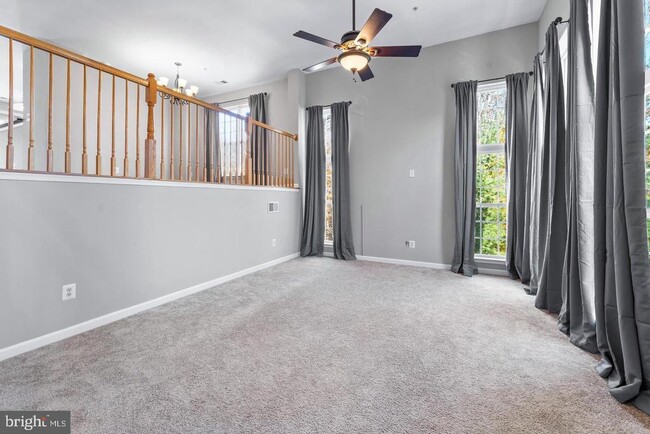 Building Photo - 12420 Rollys Ridge Ave