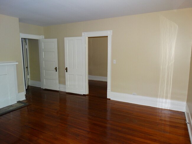 Building Photo - Welcome Home!