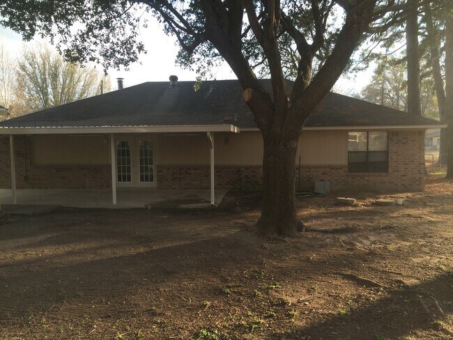 Building Photo - 10616 Debbie Ln