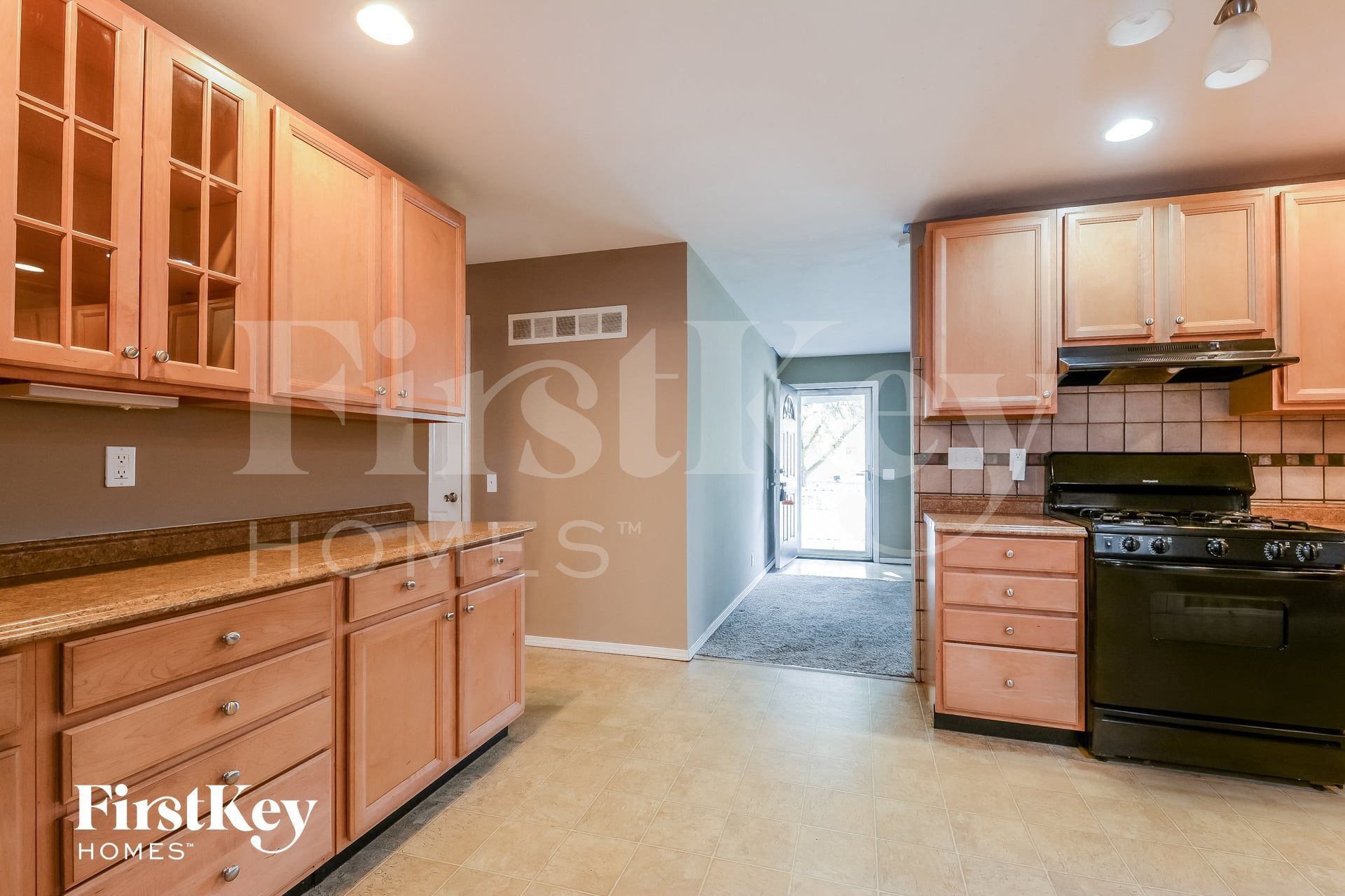 Building Photo - 385 Humes Ln
