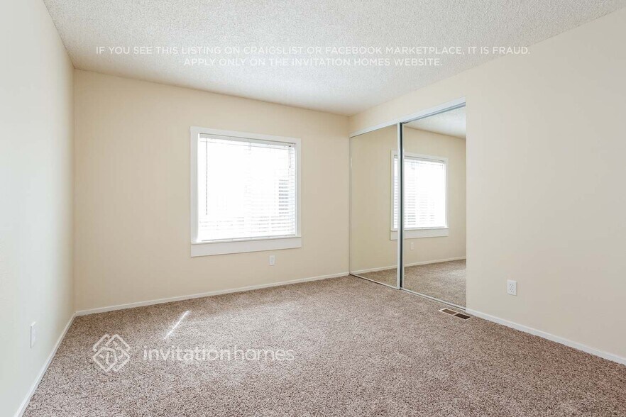 Building Photo - 1536 Emeric Ave