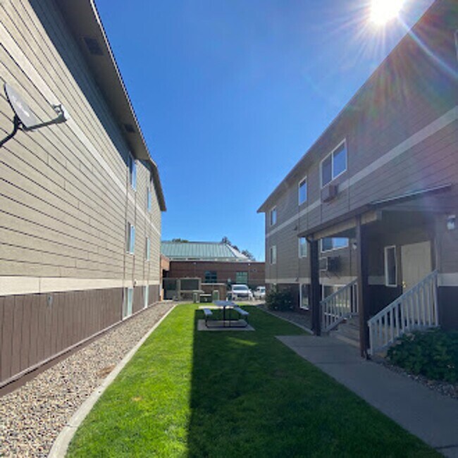 Floorplan - 209 E. 14th Ave