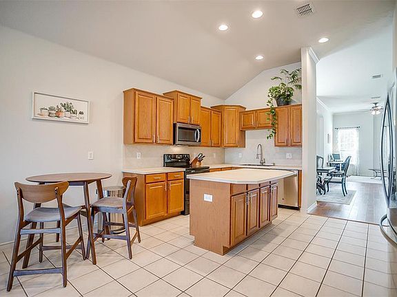 Building Photo - 2353 Clairborne Dr