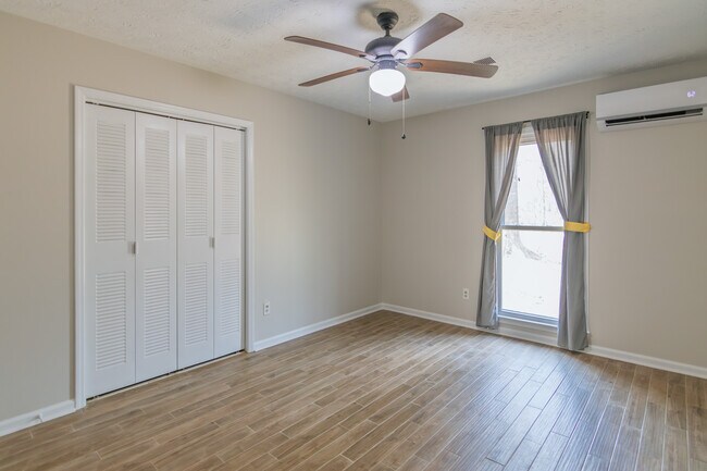 Building Photo - 1026 Denney Rd